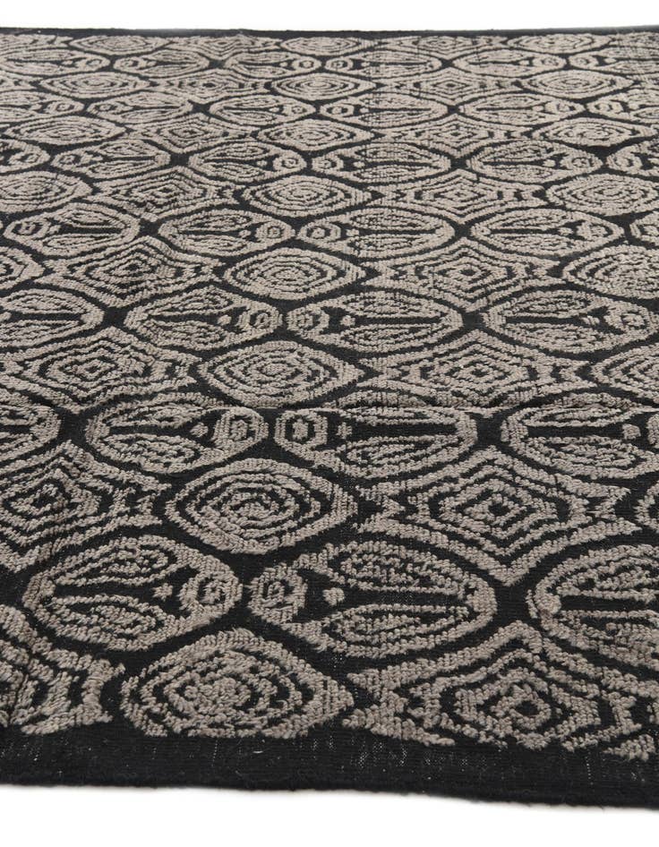 Detail image of  9' 1 x 12' 4  Hand Knotted Darya Wool Rug