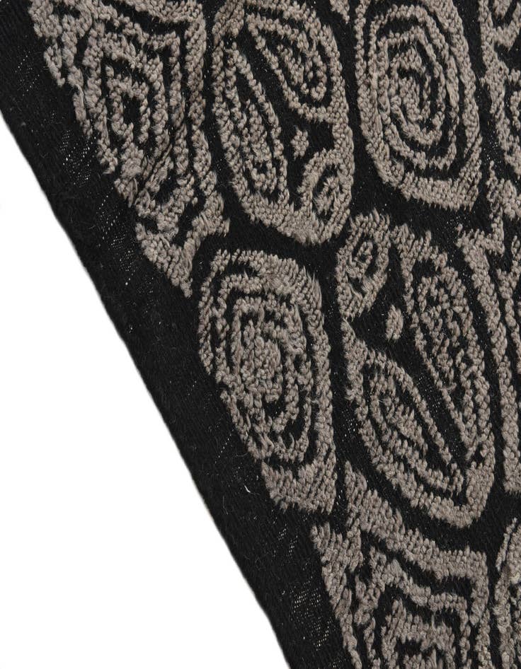 Detail image of  9' 1 x 12' 4  Hand Knotted Darya Wool Rug