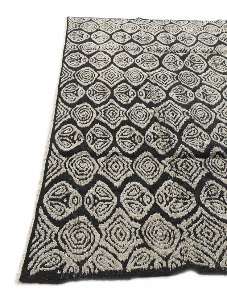 Detail image of  8' x 10' 2  Hand Knotted Darya Wool Rug