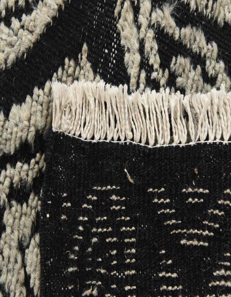 Detail image of  8' x 10' 2  Hand Knotted Darya Wool Rug