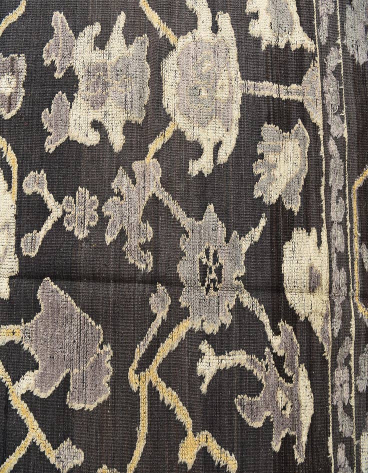 Detail image of  9' 1 x 12'  Hand Knotted Darya Wool Rug