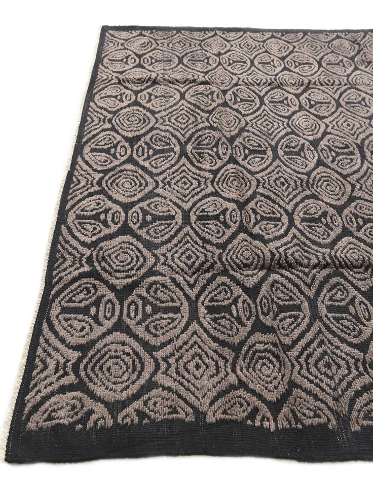 Detail image of  8' x 10' 2  Hand Knotted Darya Wool Rug