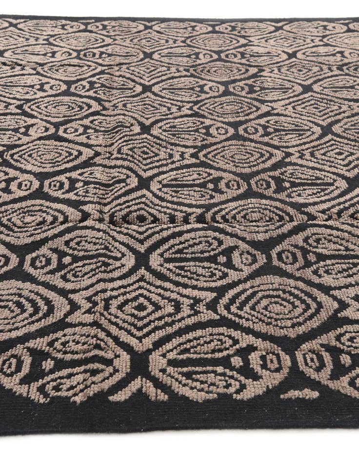 Detail image of  8' 3 x 10' 4  Hand Knotted Darya Wool Rug