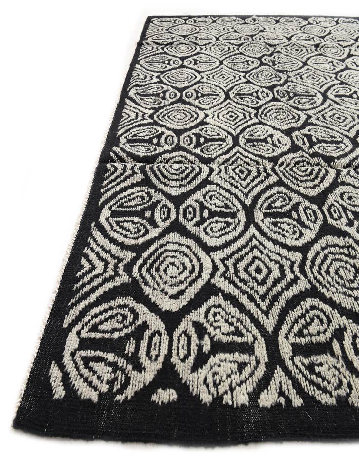 Detail image of  8' 6 x 10' 2  Hand Knotted Darya Wool Rug