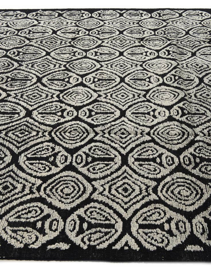 Detail image of  8' 6 x 10' 2  Hand Knotted Darya Wool Rug