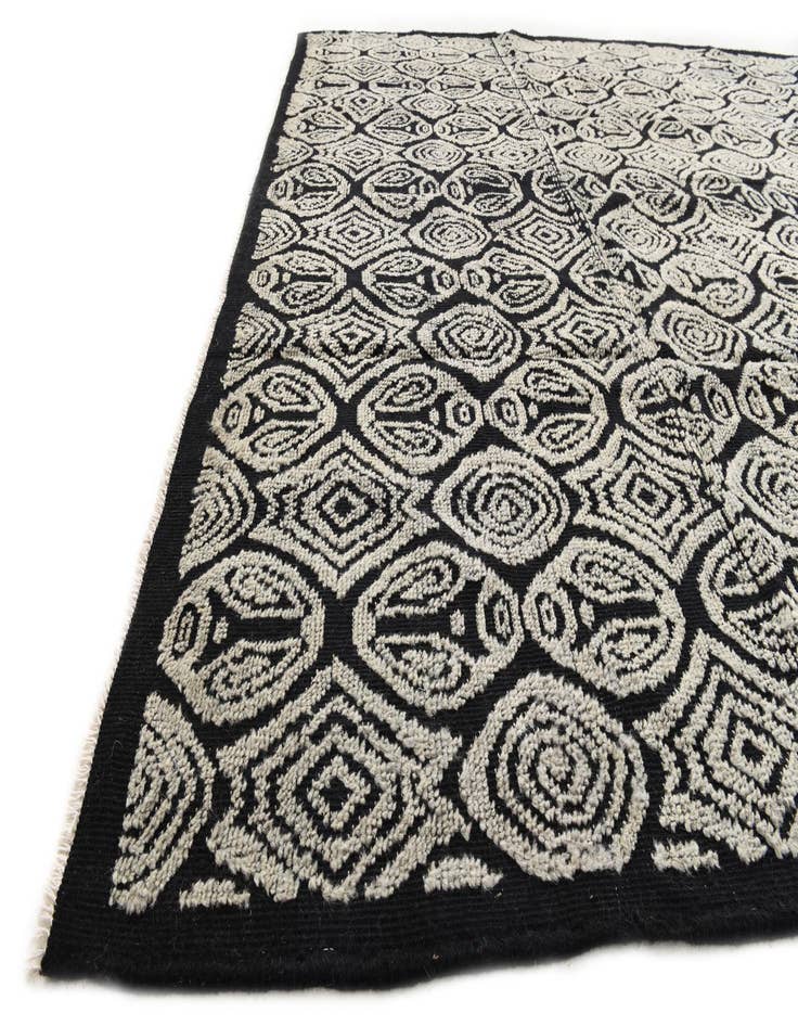 Detail image of  9' 1 x 12' 4  Hand Knotted Darya Wool Rug