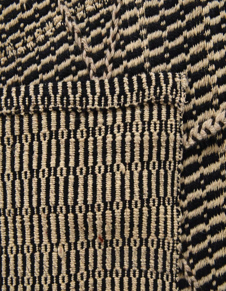 Detail image of  8' x 9' 8  Hand Knotted Darya Wool Rug