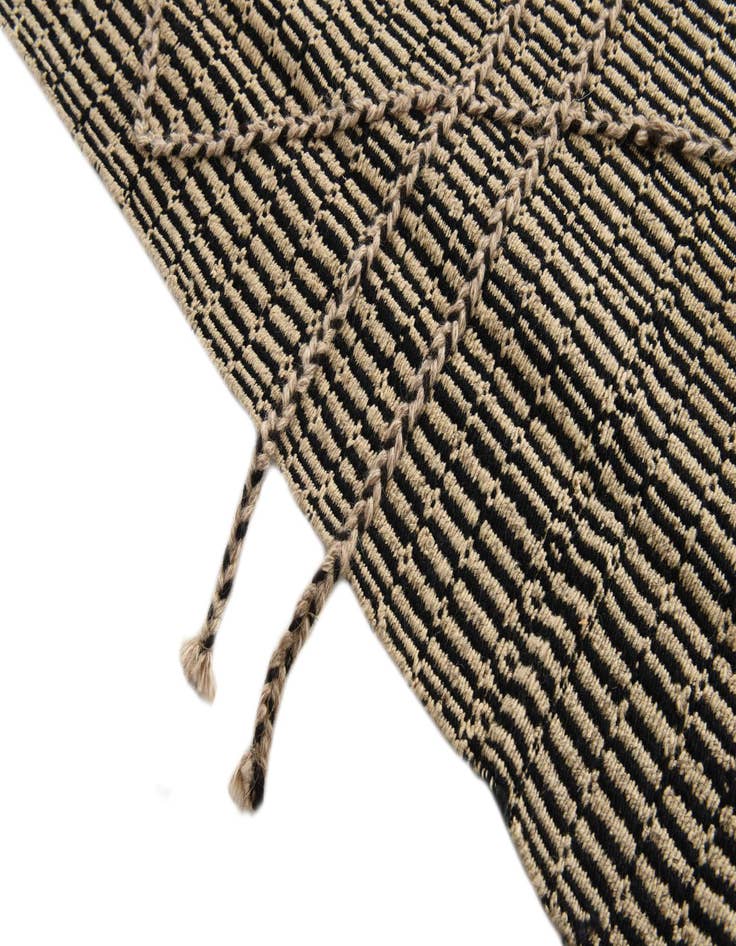 Detail image of  7' 8 x 9' 7  Hand Knotted Darya Wool Rug