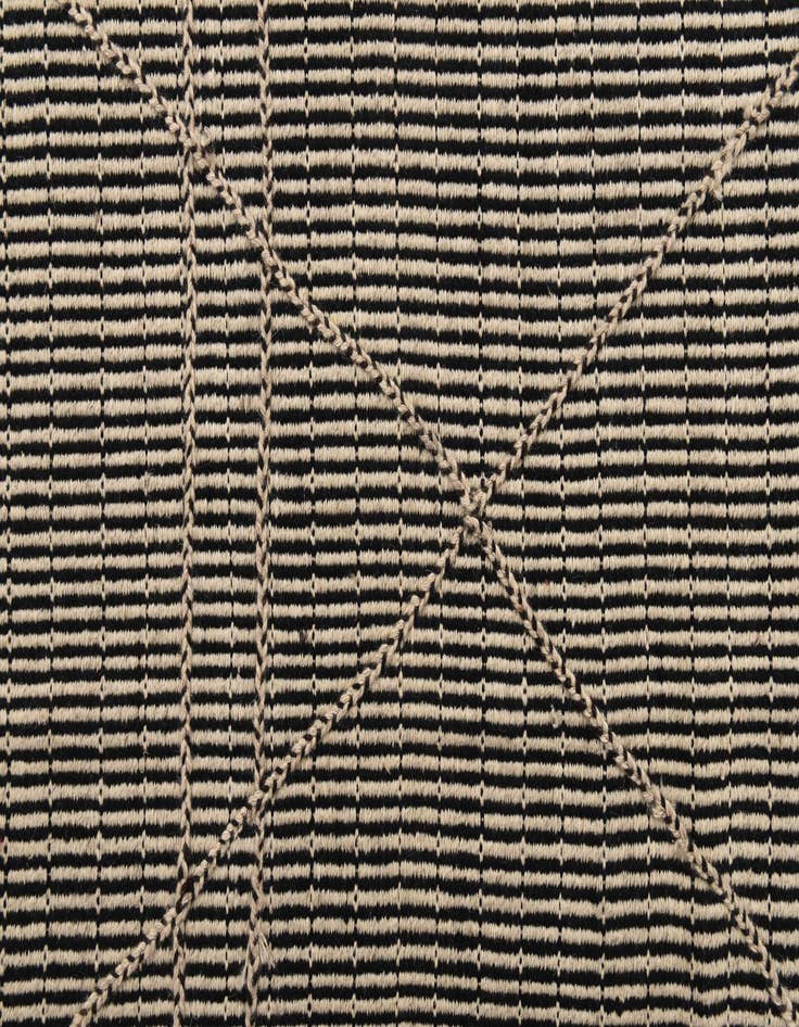 Detail image of  9' 9 x 14'  Hand Knotted Darya Wool Rug