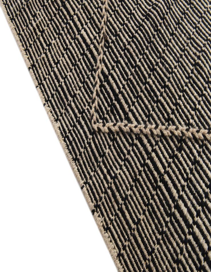 Detail image of  9' x 12'  Hand Knotted Darya Wool Rug