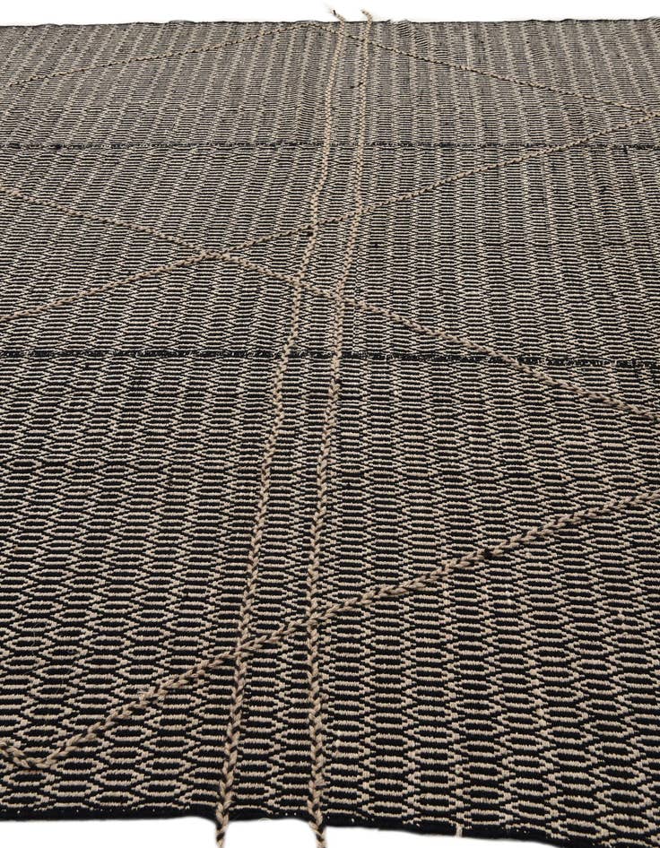 Detail image of  9' 10 x 14' 5  Hand Knotted Darya Wool Rug