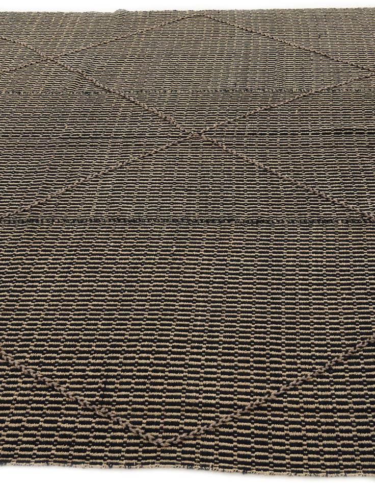 Detail image of  7' 9 x 9' 9  Hand Knotted Darya Wool Rug