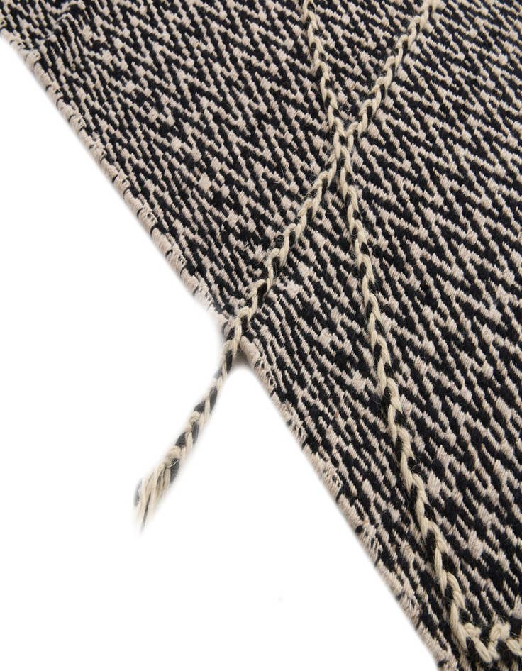 Detail image of  8' 10 x 11' 2  Hand Knotted Darya Wool Rug