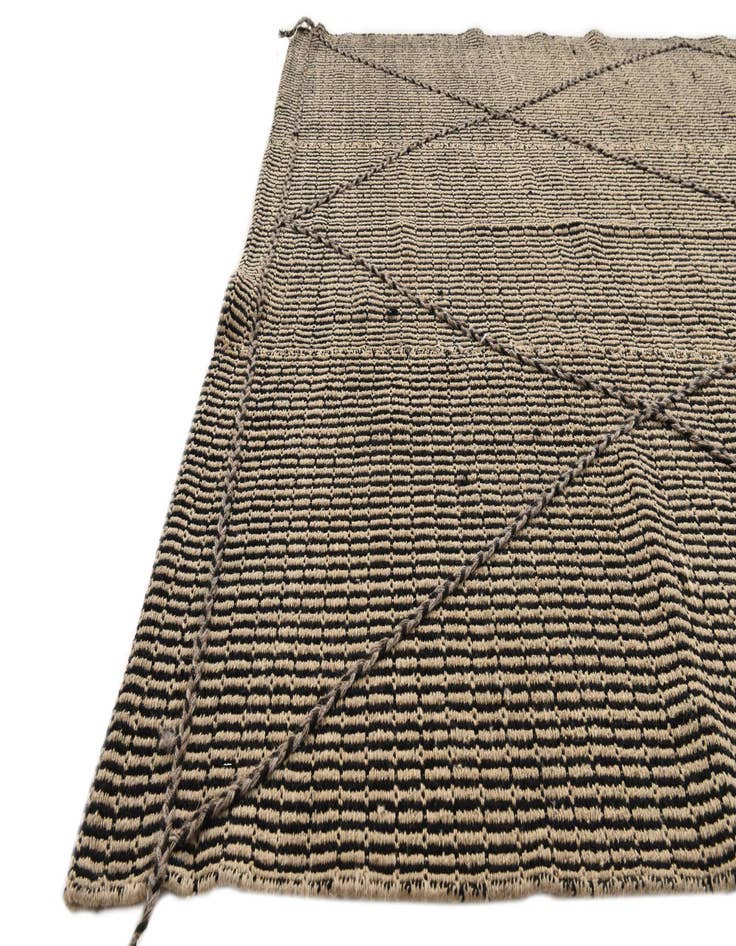 Detail image of  5' 9 x 9' 2  Hand Knotted Darya Wool Rug