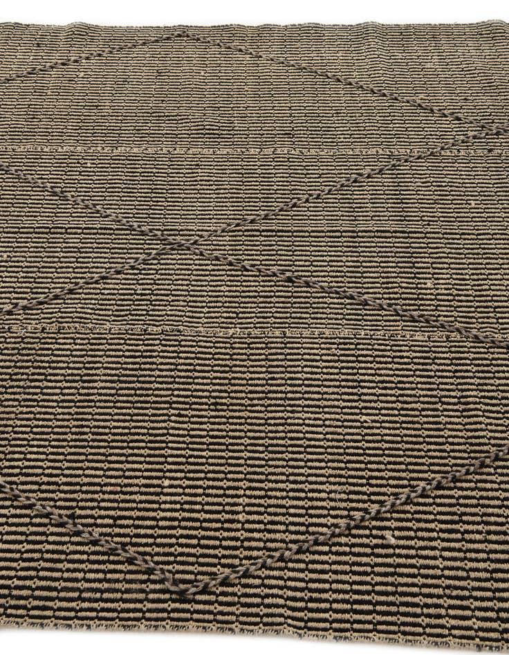 Detail image of  5' 9 x 9' 2  Hand Knotted Darya Wool Rug