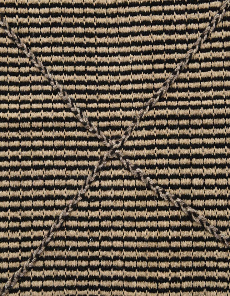 Detail image of  5' 9 x 9' 2  Hand Knotted Darya Wool Rug