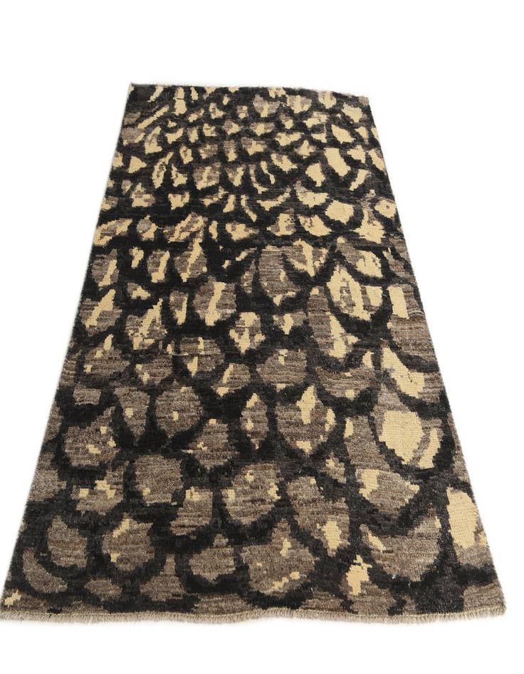 Detail image of  5' x 7' 4  Hand Knotted Darya Wool Rug