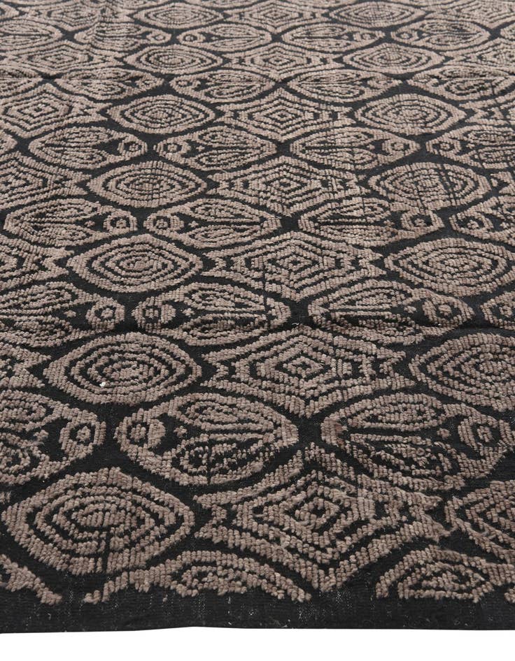 Detail image of  8' x 10'  Hand Knotted Darya Wool Rug