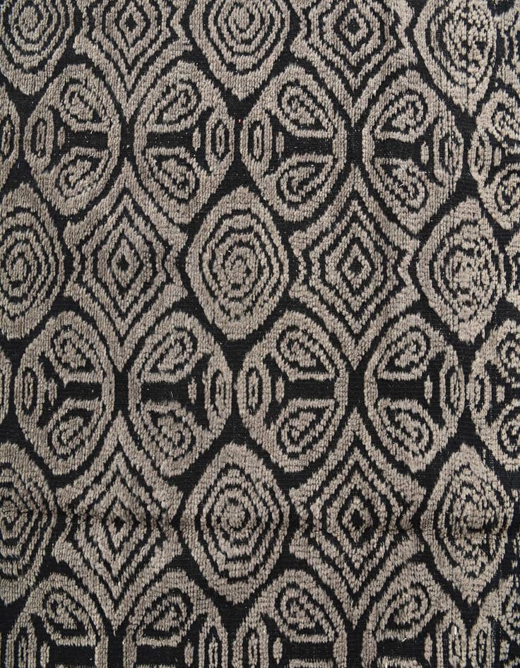 Detail image of  8' 1 x 10' 2  Hand Knotted Darya Wool Rug