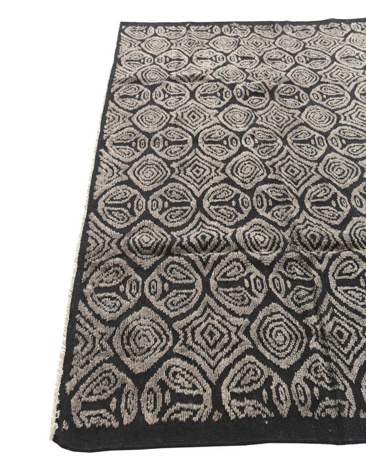 Detail image of  8' 2 x 9' 10  Hand Knotted Darya Wool Rug