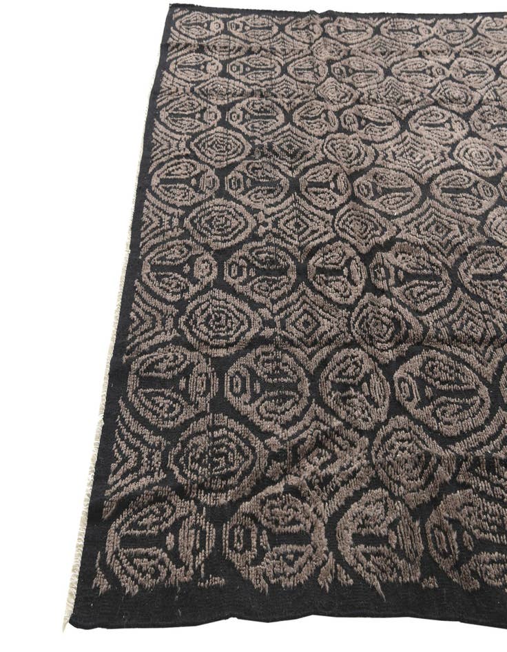 Detail image of  8' 3 x 10' 1  Hand Knotted Darya Wool Rug