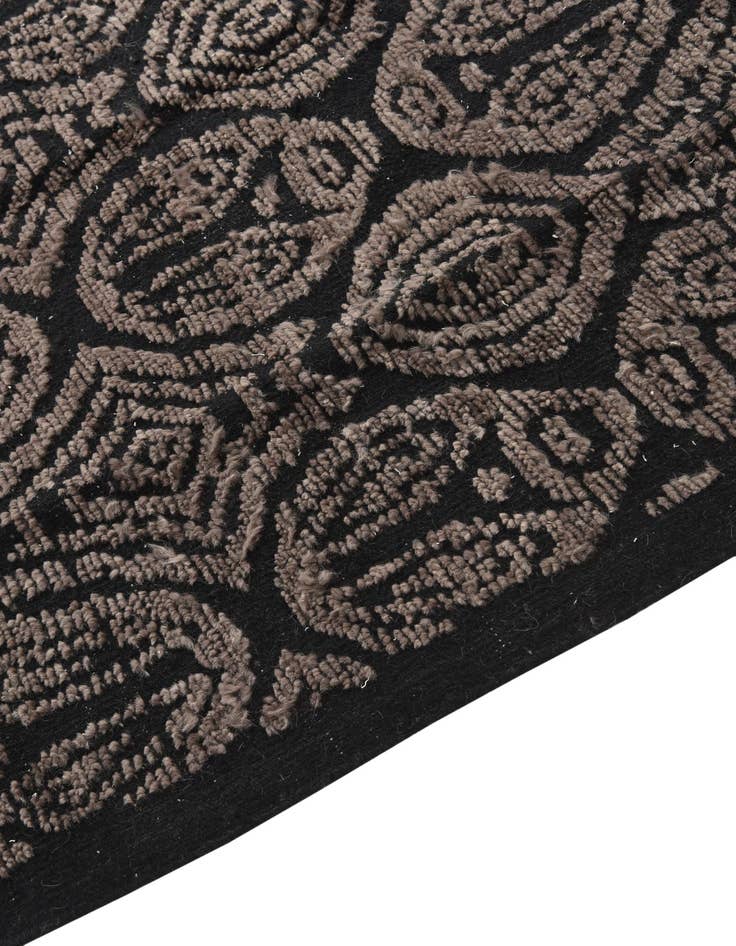 Detail image of  8' 3 x 10' 1  Hand Knotted Darya Wool Rug