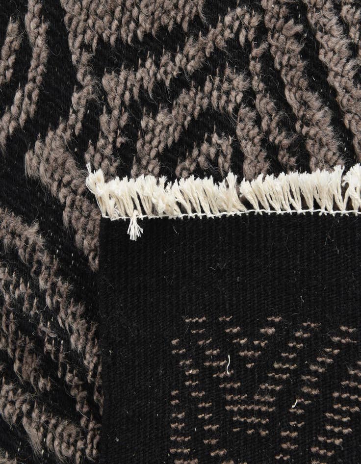 Detail image of  8' 10 x 12' 4  Hand Knotted Darya Wool Rug