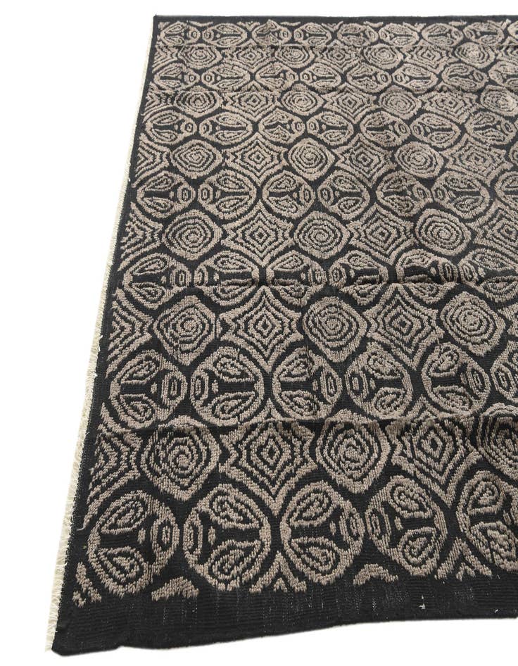 Detail image of  9' x 12' 2  Hand Knotted Darya Wool Rug