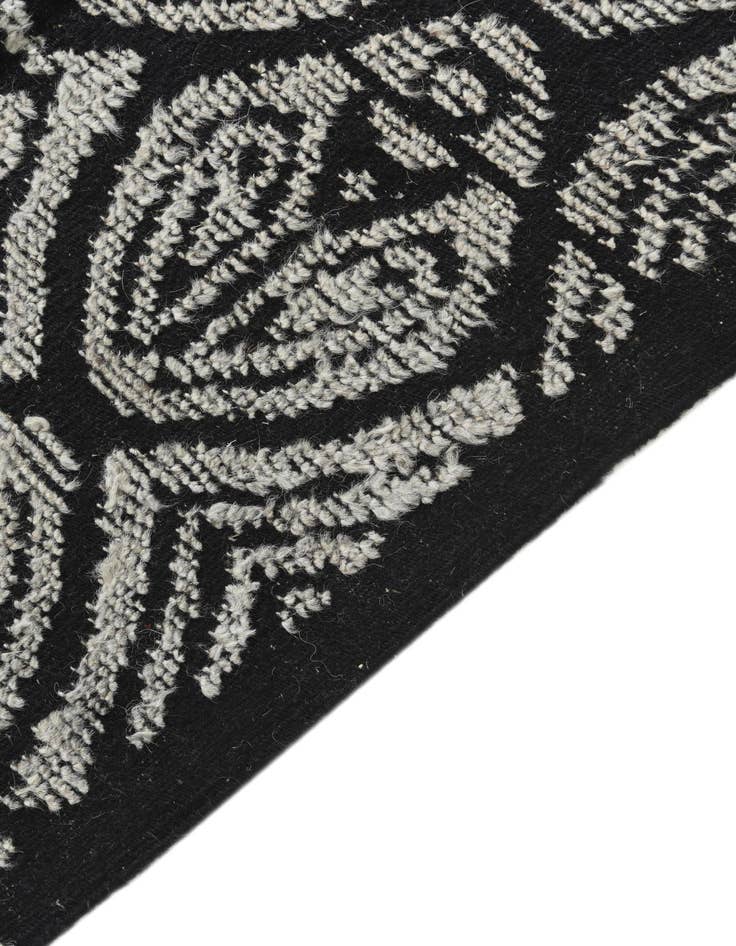 Detail image of  8' 2 x 10' 7  Hand Knotted Darya Wool Rug