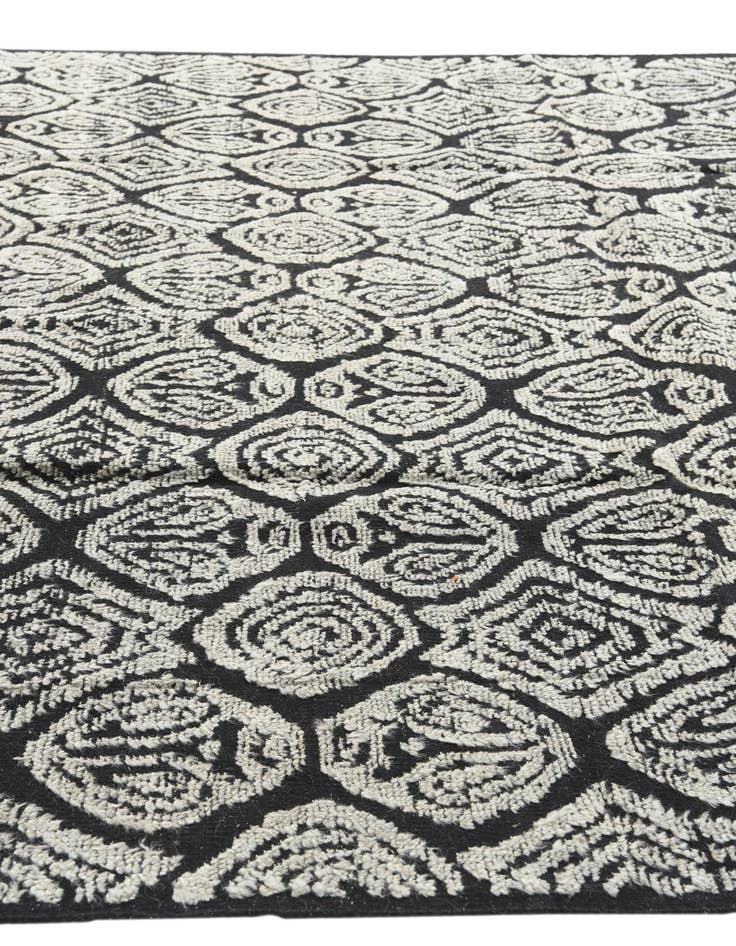 Detail image of  8' 2 x 10' 4  Hand Knotted Darya Wool Rug