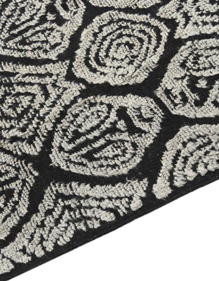 Detail image of  8' 2 x 10' 4  Hand Knotted Darya Wool Rug