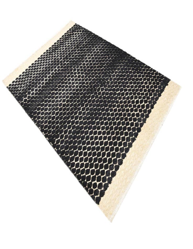 Detail image of  4' 11 x 7' 5  Hand Knotted Darya Wool Rug