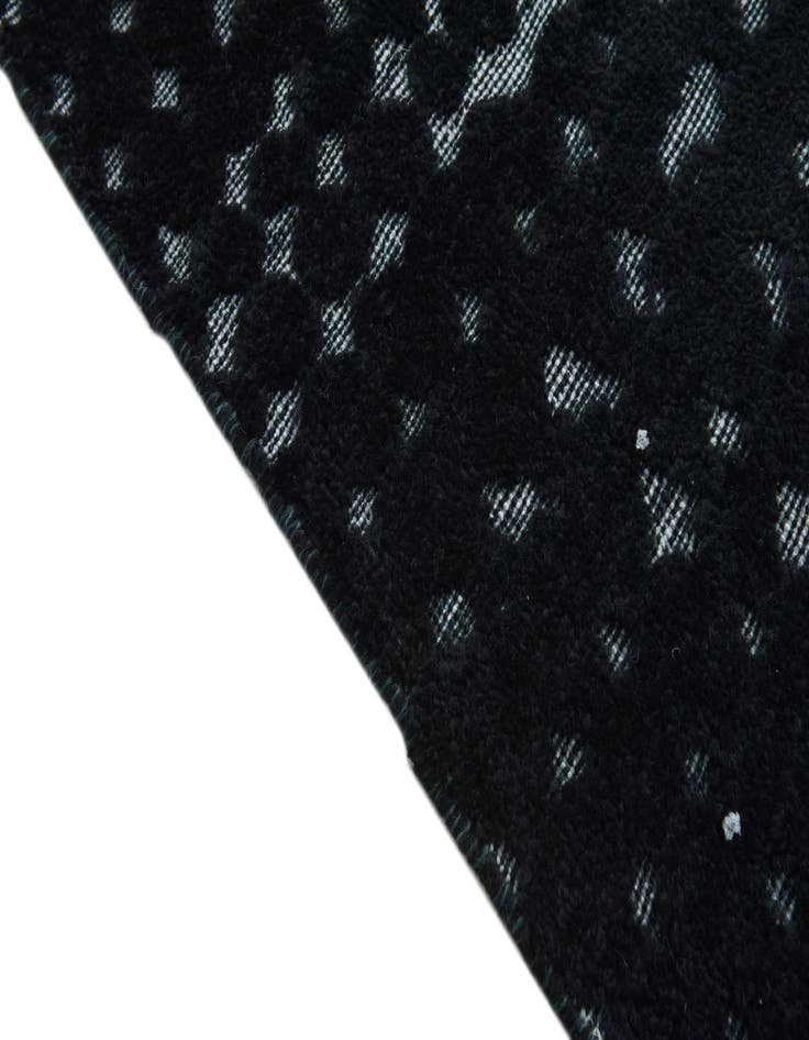 Detail image of  5' 4 x 8'  Hand Knotted Darya Wool Rug