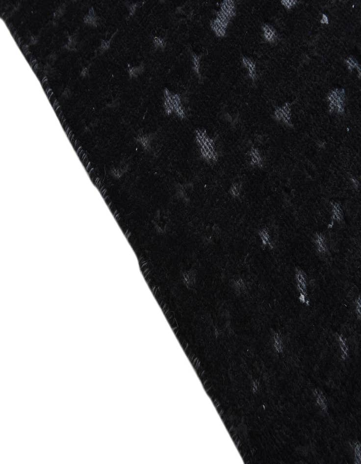 Detail image of  5' 5 x 7' 8  Hand Knotted Darya Wool Rug