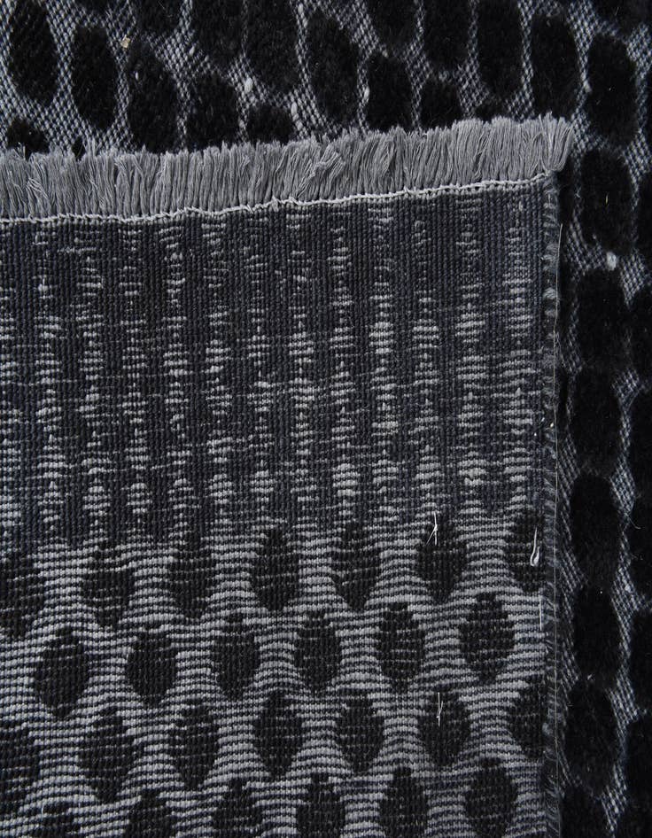 Detail image of  5' 2 x 8' 6  Hand Knotted Darya Wool Rug