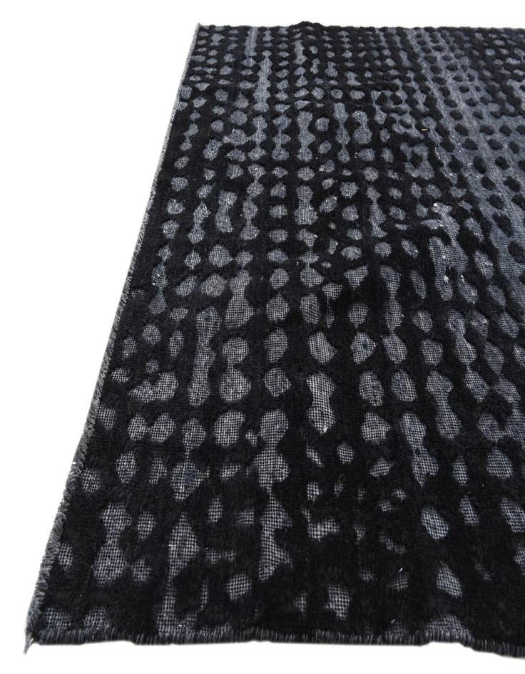 Detail image of  5' 2 x 8' 2  Hand Knotted Darya Wool Rug