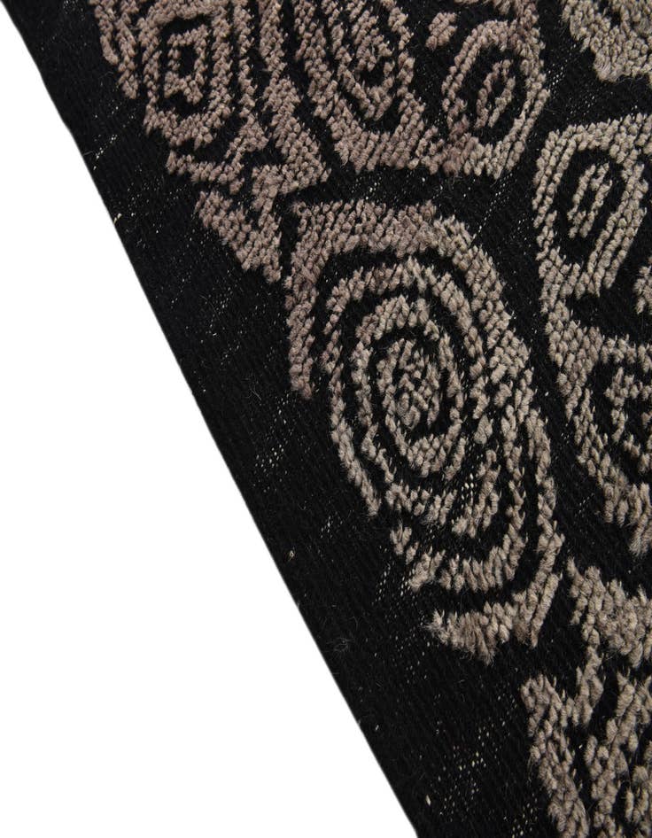 Detail image of  9' 8 x 14' 2  Hand Knotted Darya Wool Rug