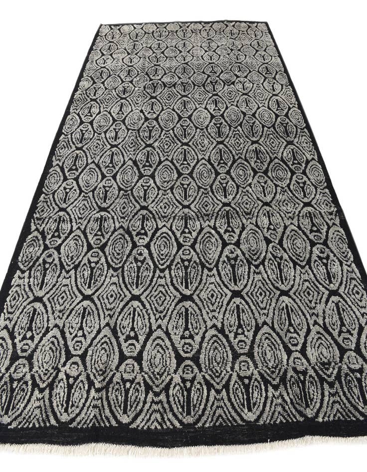 Detail image of  9' 4 x 12' 2  Hand Knotted Darya Wool Rug