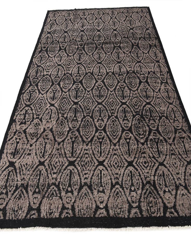 Detail image of  8' 4 x 9' 9  Hand Knotted Darya Wool Rug