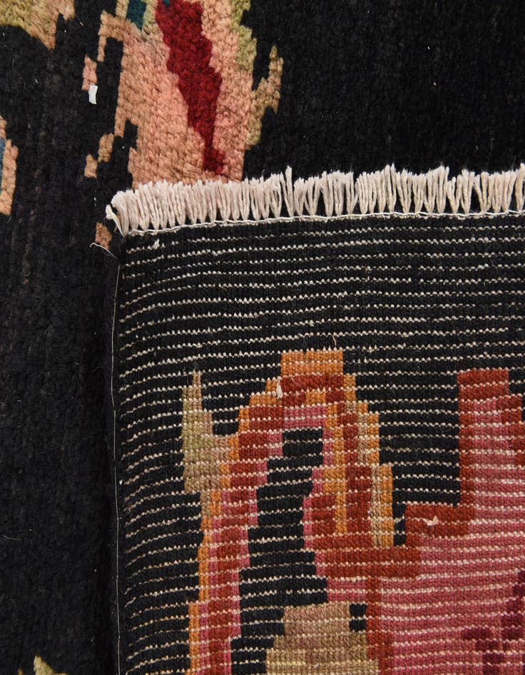 Detail image of  8' x 10' 3  Hand Knotted Darya Rug