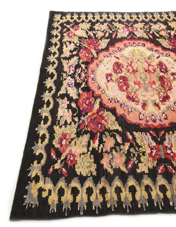 Detail image of  8' x 9' 9  Hand Knotted Darya Rug