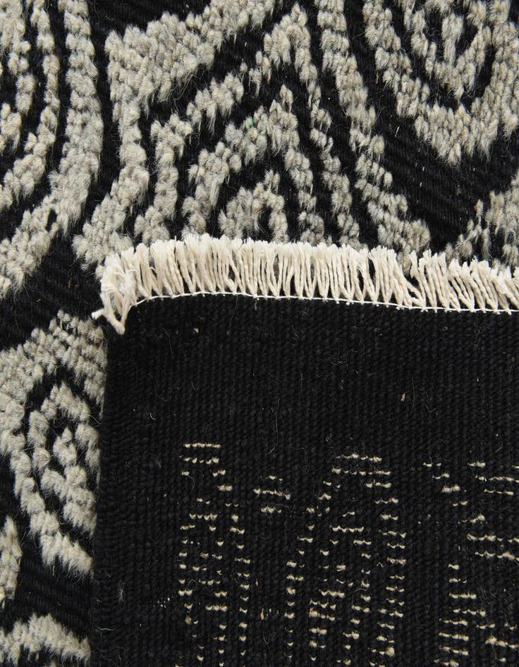 Detail image of  8' 1 x 10' 4  Hand Knotted Darya Wool Rug
