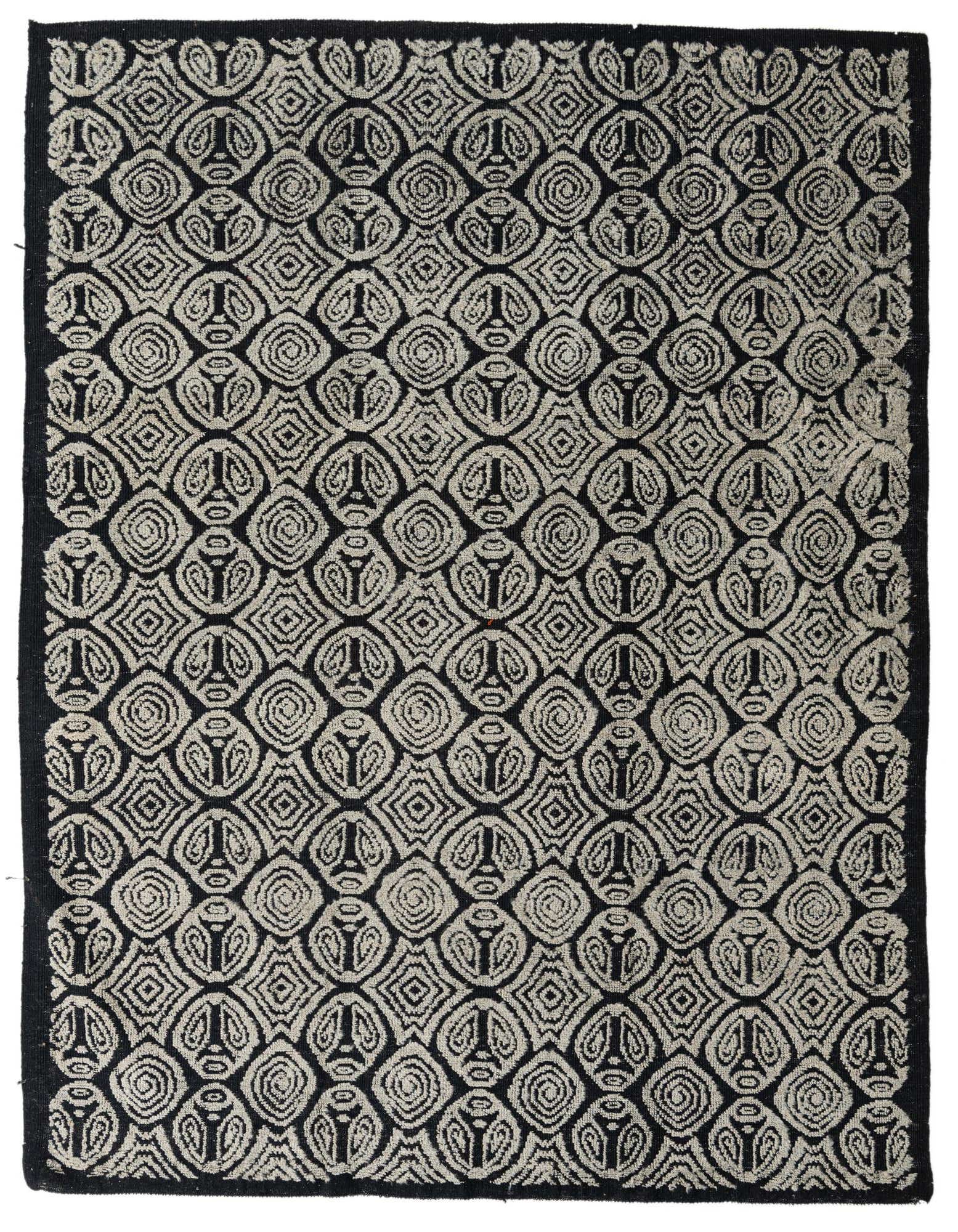 An 8x10 rectangular Darya rug with a high pile, featuring a modern abstract pattern in black and light gray.
