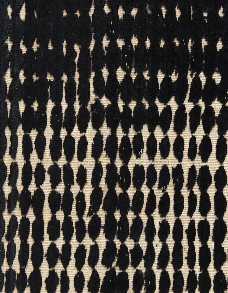 Detail image of  8' x 10' 6  Hand Knotted Darya Wool Rug