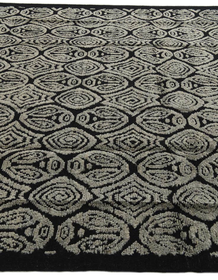 Detail image of  8' 4 x 10' 3  Hand Knotted Darya Wool Rug