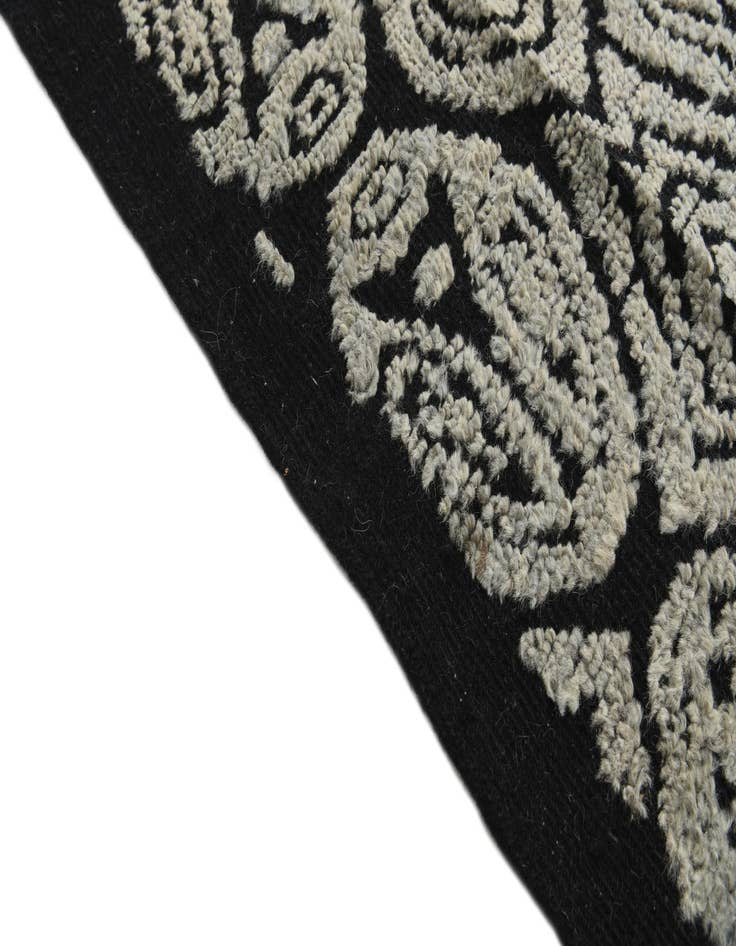 Detail image of  8' 4 x 10' 3  Hand Knotted Darya Wool Rug