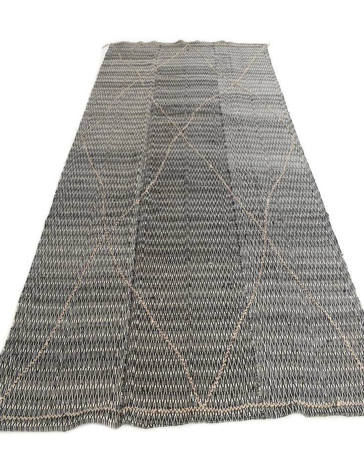 Detail image of  8' 7 x 11' 5  Hand Knotted Darya Wool Rug