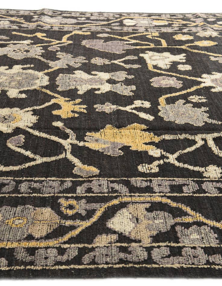 Detail image of  9' 1 x 12' 9  Hand Knotted Darya Wool Rug