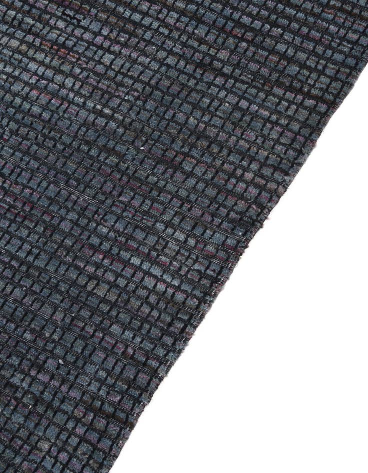 Detail image of  7' 8 x 10'  Hand Knotted Darya Wool Rug