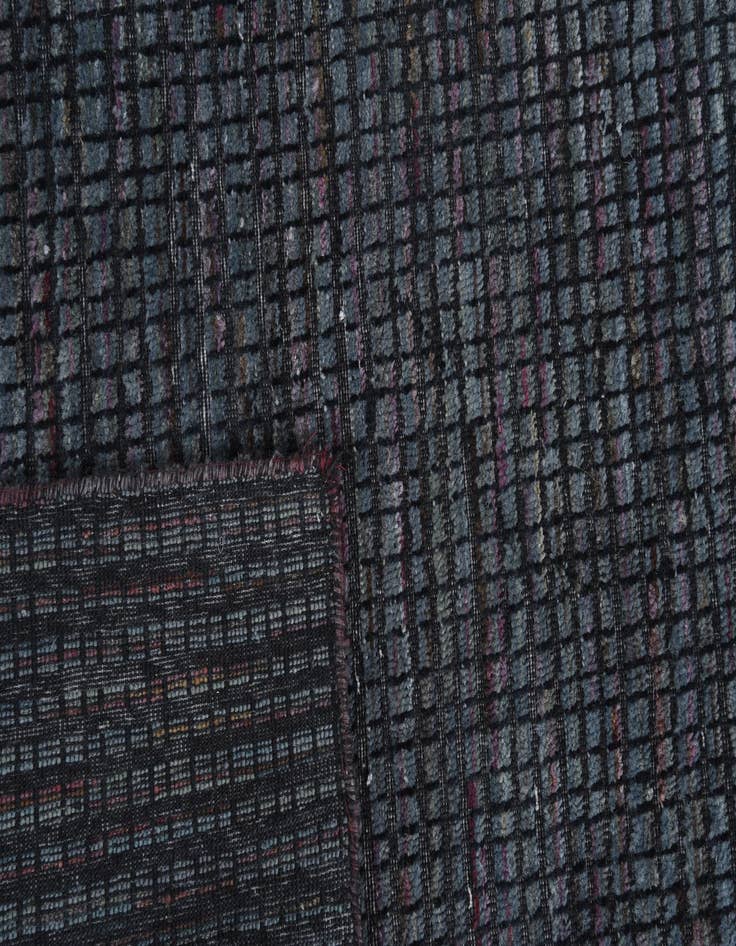 Detail image of  7' 8 x 10'  Hand Knotted Darya Wool Rug